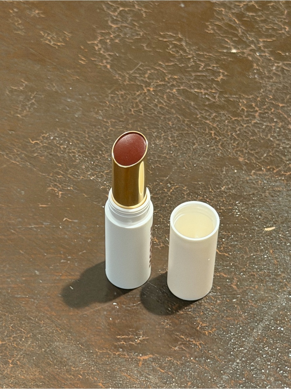 Morphe lip lock berry bolted